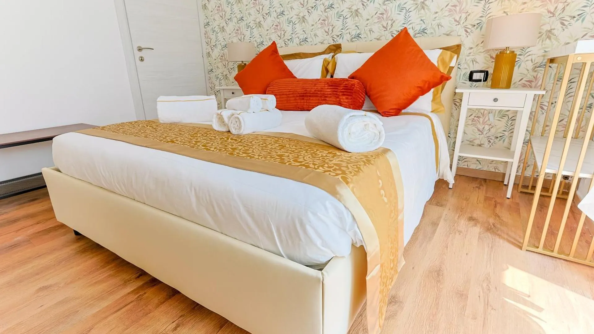 Cinnamon Lakehouse Cavalcaselle Italie